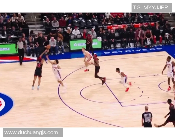 猛龙客场击败活塞,继续保持东部榜首位置 猛龙客场击败活塞,继续保持东部榜首位置